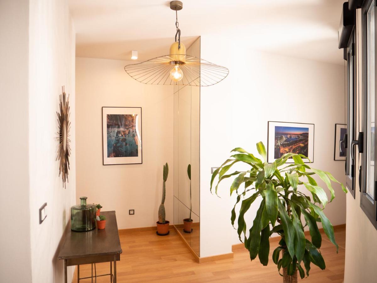 Stylish In The Heart Of With Pool Appartement